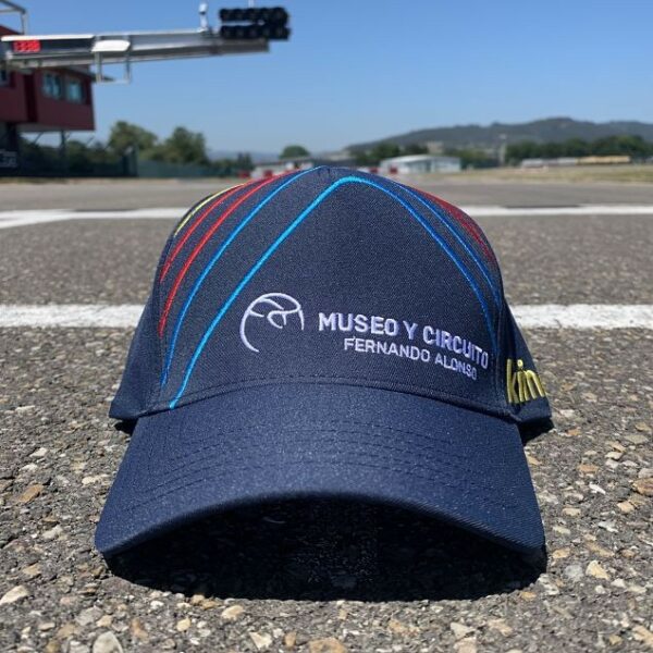 GORRA MUSEO Y CIRCUITO by KIMOA (Niño)