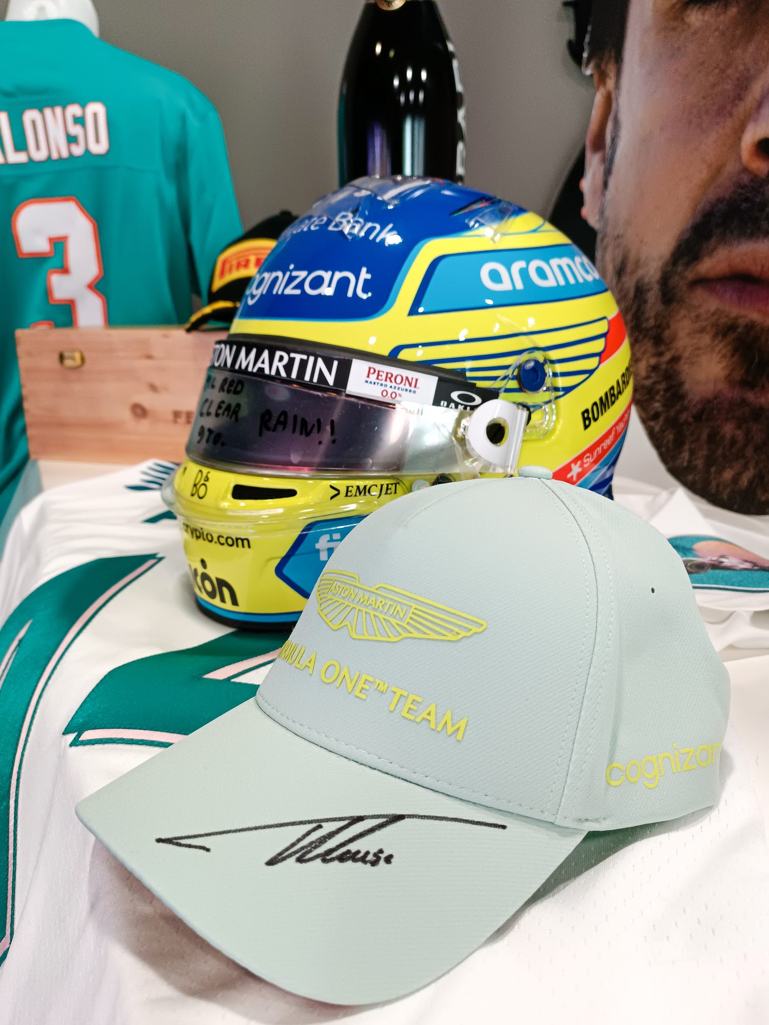 ÚLTIMA UNIDAD ! GORRA EXCLUSIVA GP MIAMI FA ASTON MARTIN FIRMADA 2023 -  Museo y Circuito Fernando Alonso