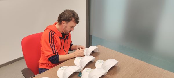 GORRA AMR24 FIRMADA FA 400 GP MEXICO - Imagen 2