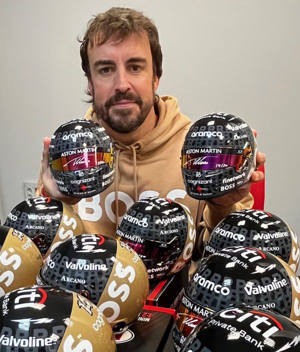 MINI CASCO EDICIÓN ESPECIAL AM24 SILVERSTONE FIRMADO POR FERNANDO ALONSO