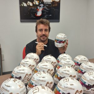 MINI CASCO EDICIÓN ESPECIAL AM25 CHINA FIRMADO POR FERNANDO ALONSO
